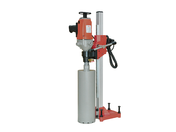 金剛石鉆孔機(jī)的操作流程是什么？鉆孔機(jī)鉆偏的主要原因有哪些？