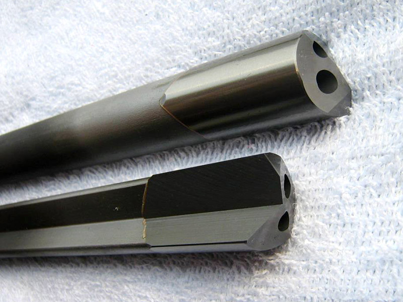 有沒有8.9的深孔鉆刀具？